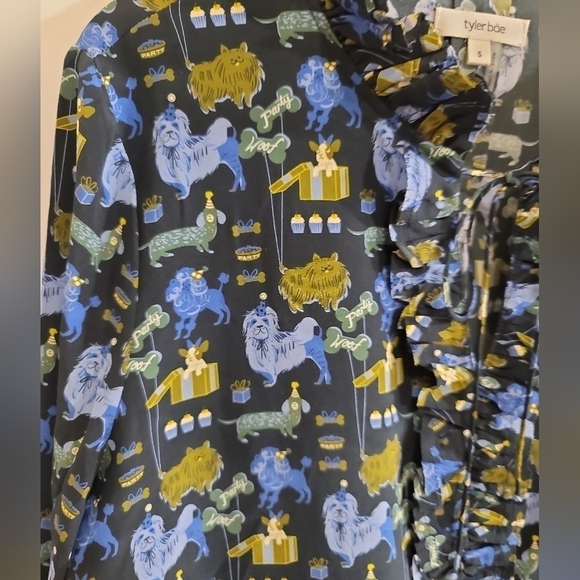 Tyler Boe Halprin Silk Woof Party Top Small Dog Party Graphic Design - Picture 7 of 9